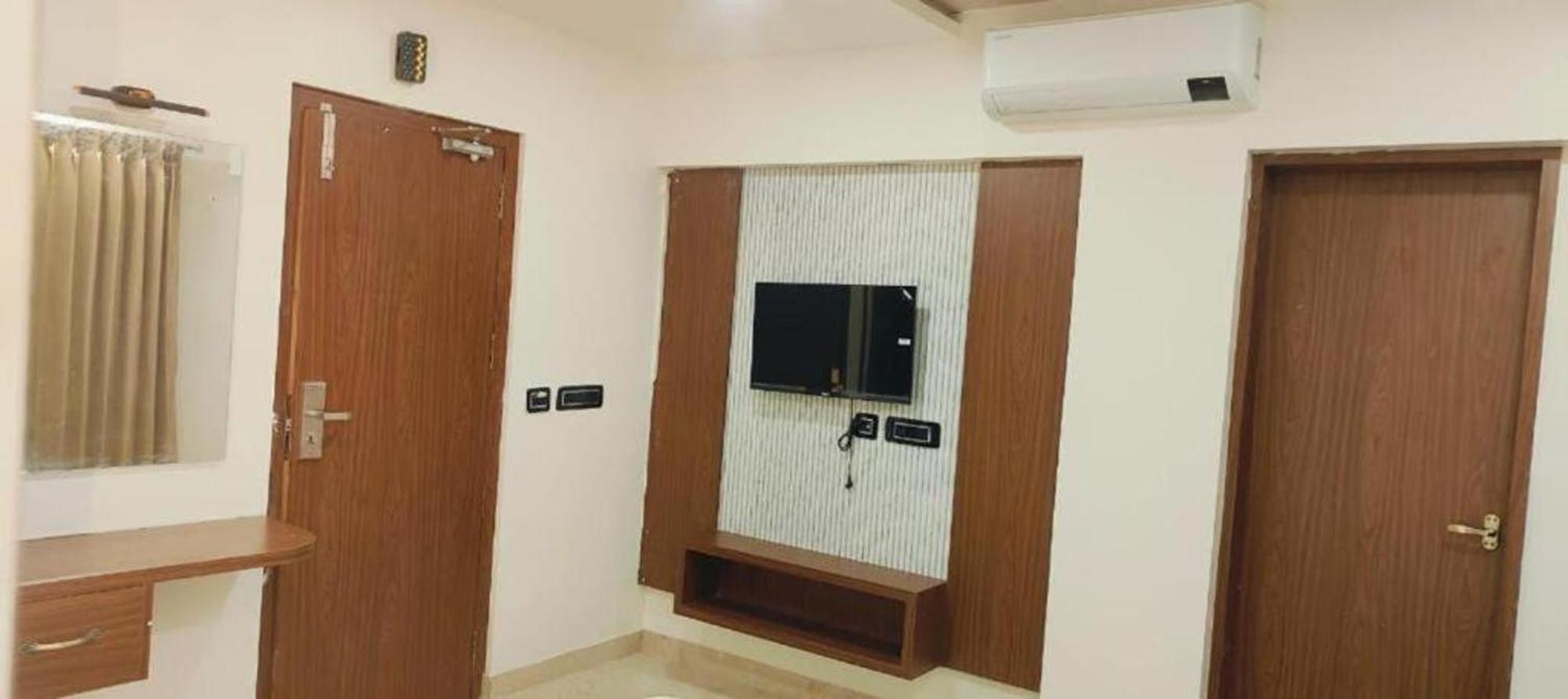 Sree Mahalakshmi Residency By K Hotels Virudunagar Kültér fotó