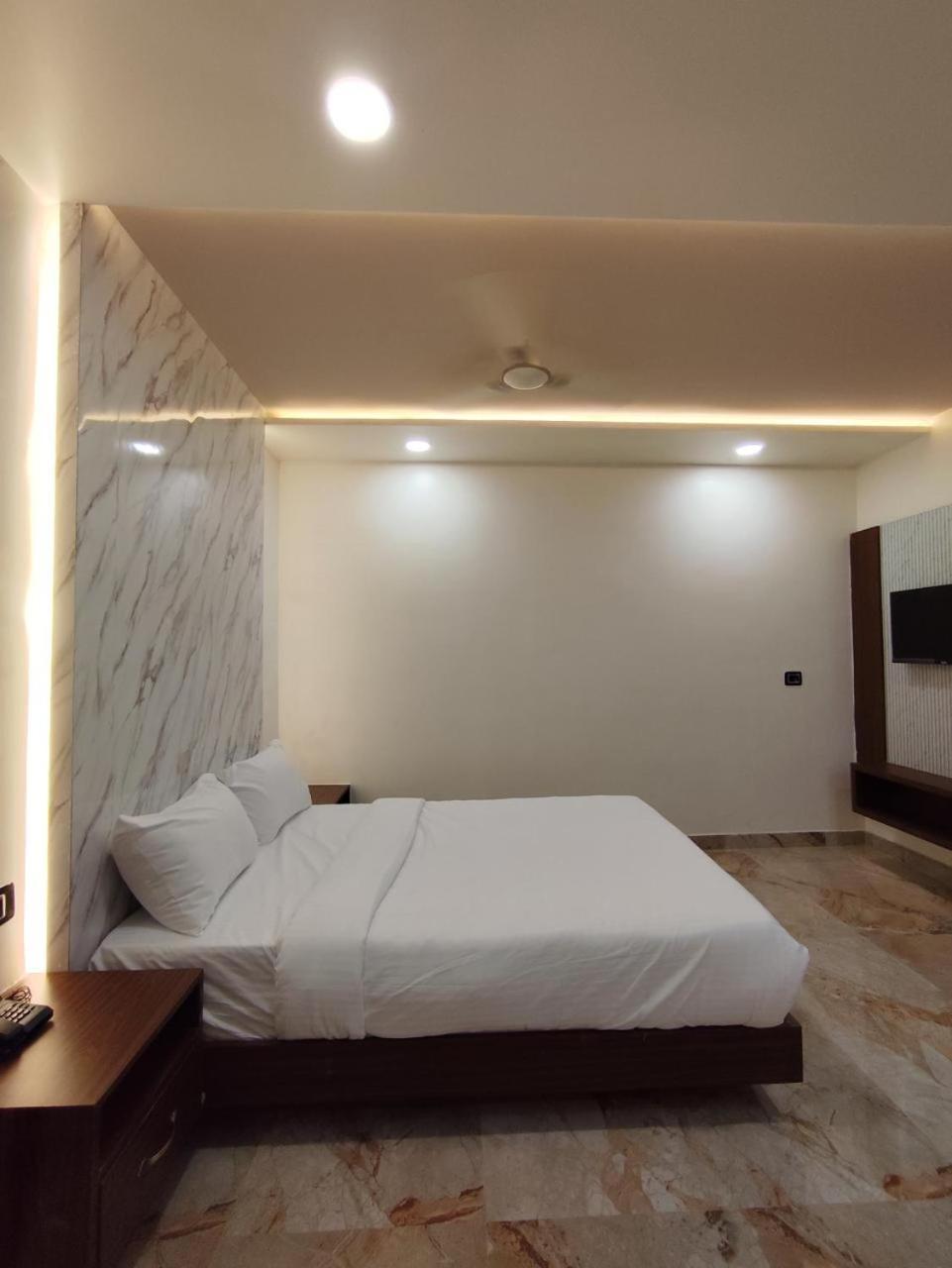 Sree Mahalakshmi Residency By K Hotels Virudunagar Kültér fotó