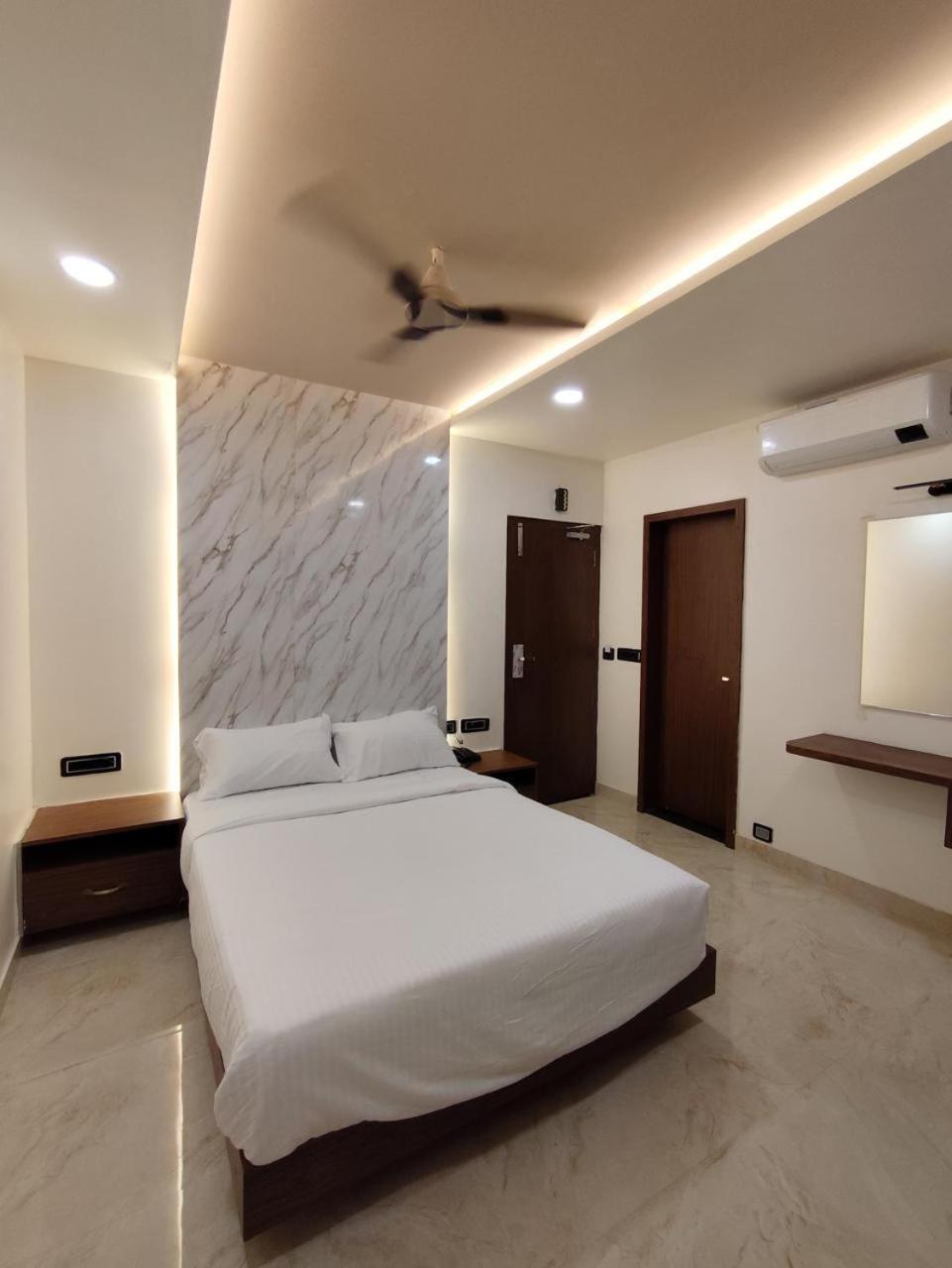 Sree Mahalakshmi Residency By K Hotels Virudunagar Kültér fotó